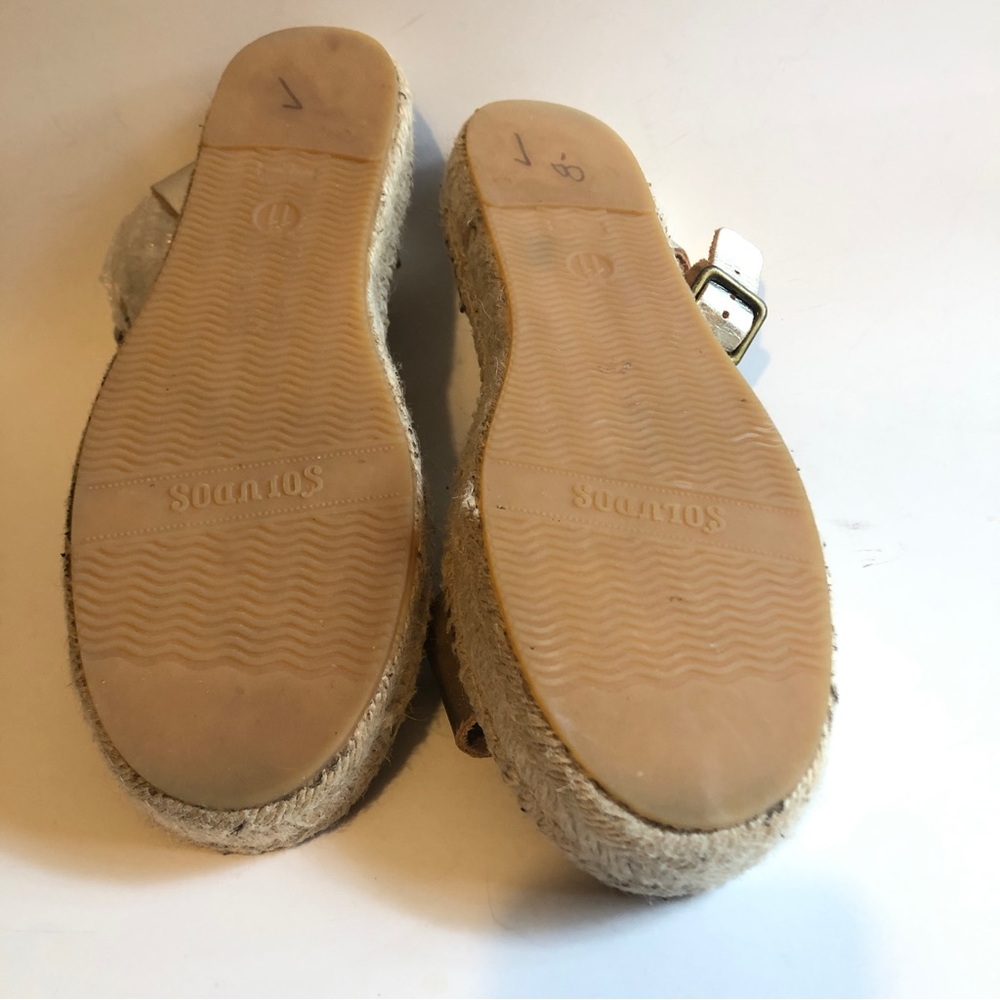 Sz 11 Soludos Cadiz Gold Metallic Platinum Strap Sandals - Picture 12 of 16